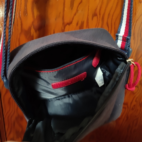 Tommy across body bag - Picture 3 of 3